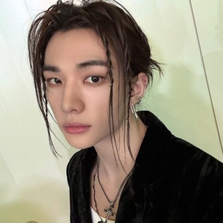 HJ.