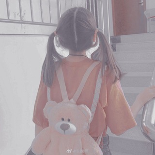 • 𝐬𝐨f𝐭 𝐠𝐢𝐫𝐥𝐬 •