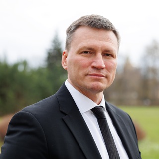 Александр Якушев