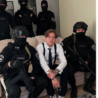Даня Ворона🤵‍♂️